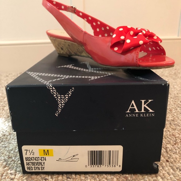 Anne Klein Red Patent Leather Polka- Dot Bow Cork Heel Sling back Flat - Picture 2 of 9